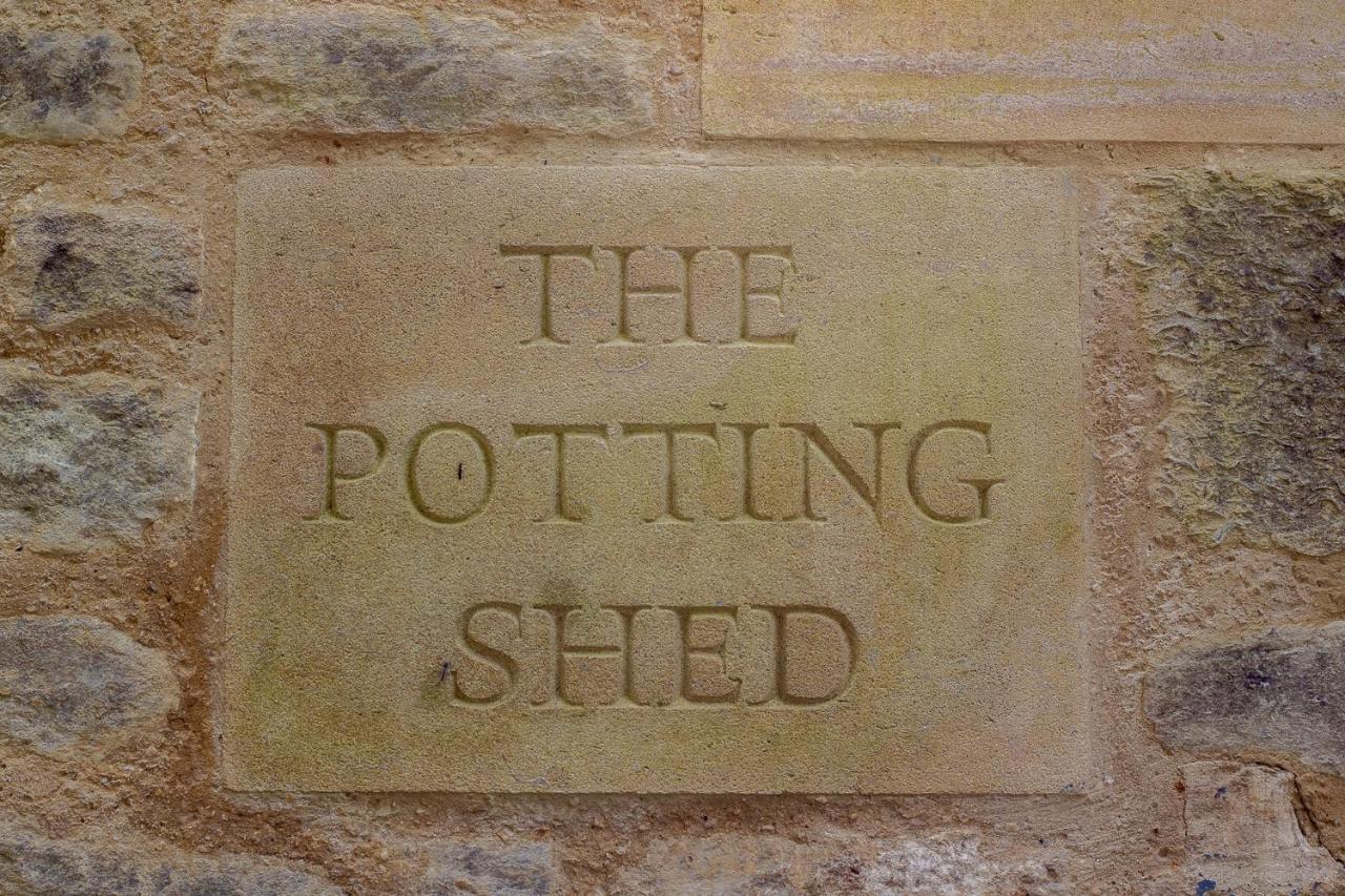 The Potting Shed, 5* Luxury Escape Cirencester Εξωτερικό φωτογραφία