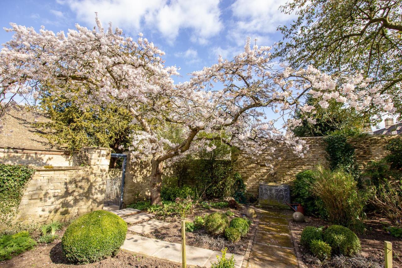 The Potting Shed, 5* Luxury Escape Cirencester Εξωτερικό φωτογραφία
