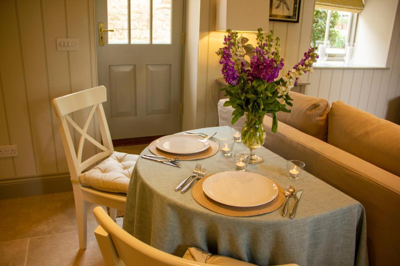 The Potting Shed, 5* Luxury Escape Cirencester Εξωτερικό φωτογραφία