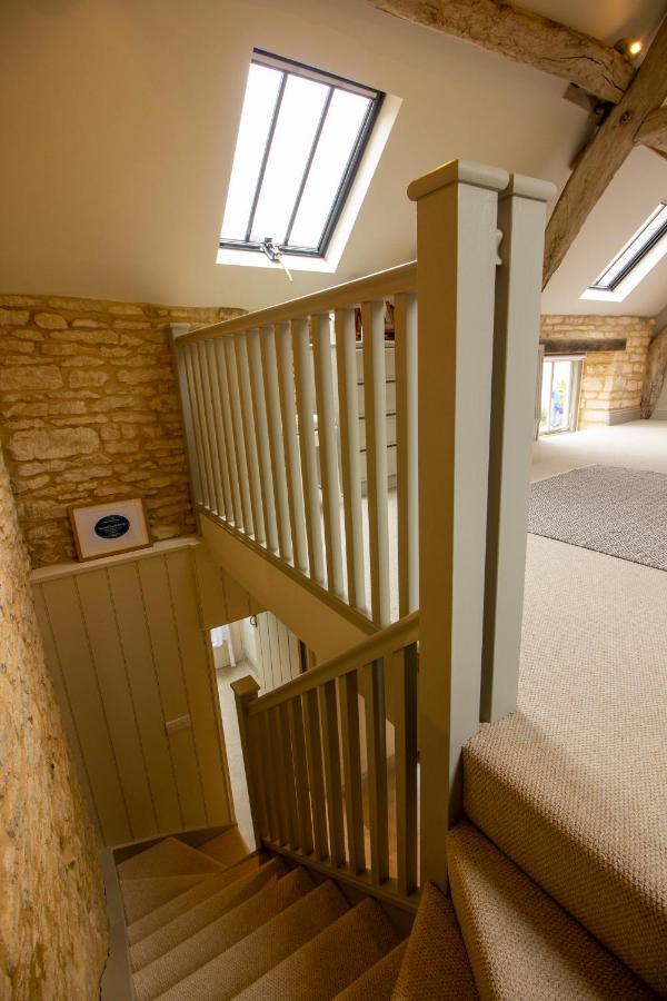 The Potting Shed, 5* Luxury Escape Cirencester Εξωτερικό φωτογραφία