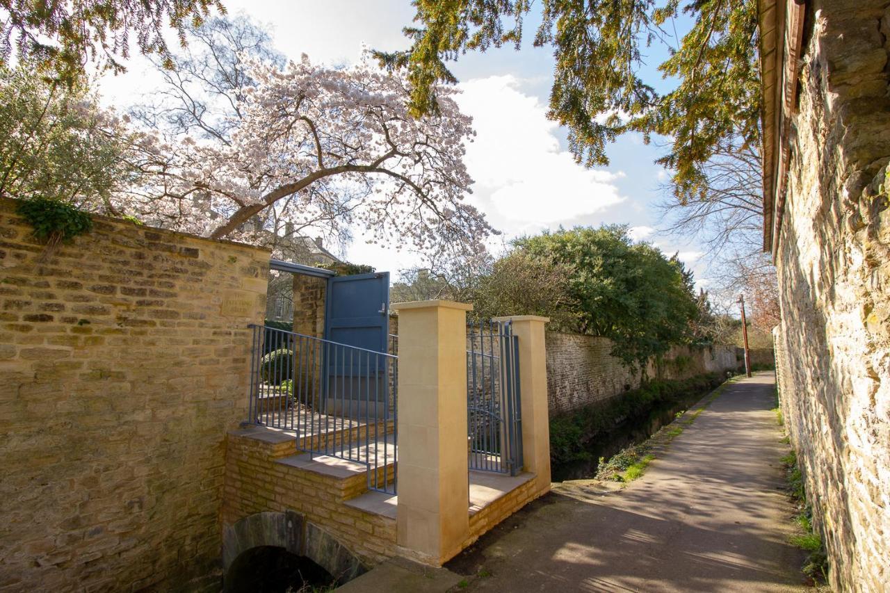 The Potting Shed, 5* Luxury Escape Cirencester Εξωτερικό φωτογραφία